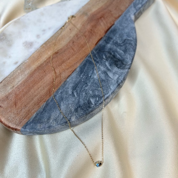 Solid 18K Yellow Gold Ladybug Beautiful Necklace 16" - Picture 5 of 13